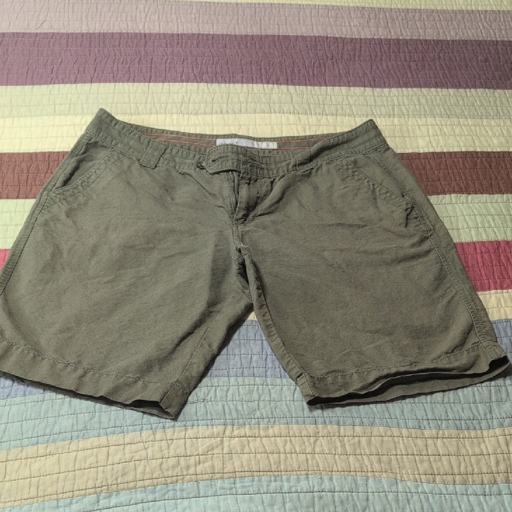 Old Navy Men's Khaki Shorts